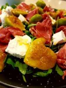 Caraelised Fig, Goat Cheese and Proscuitto Salad